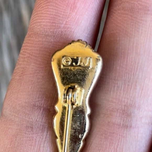 Brooch - Picture 5 of 7